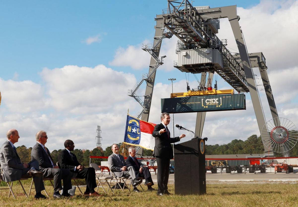 Leaders celebrate new CSX terminal