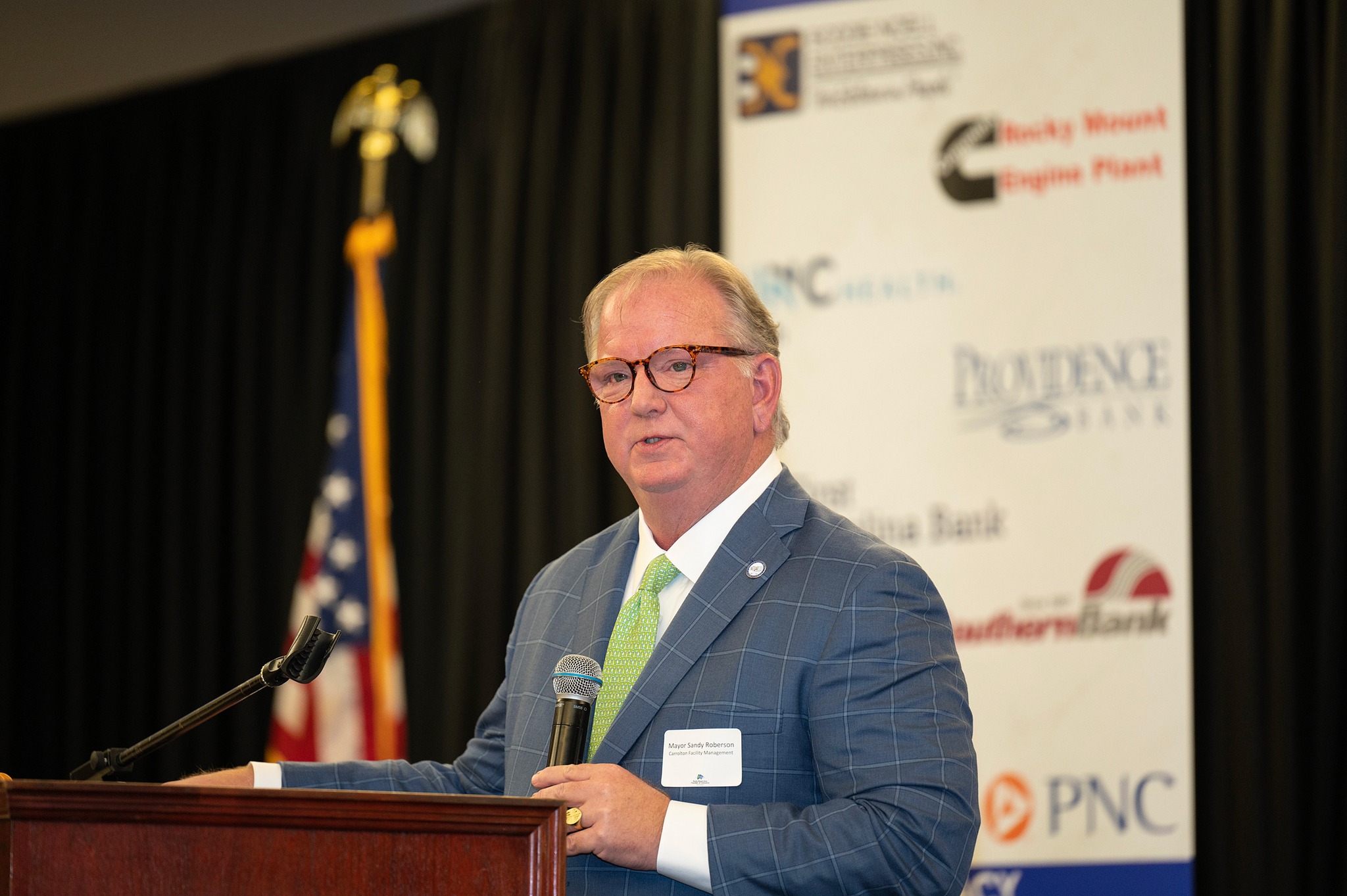 Mayor Sandy Roberson Accepting 2022 Distinguished Citizen Award at the Chamber Annual Meeting