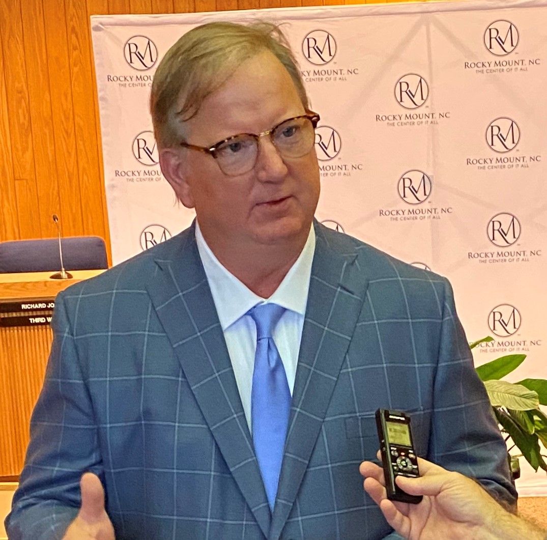 Mayor says he would welcome probe by state auditor's office